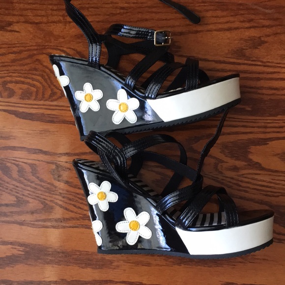 Rocket Dog Shoes - HP🔆❗️Rocket Dog Daisy Wedge Heels